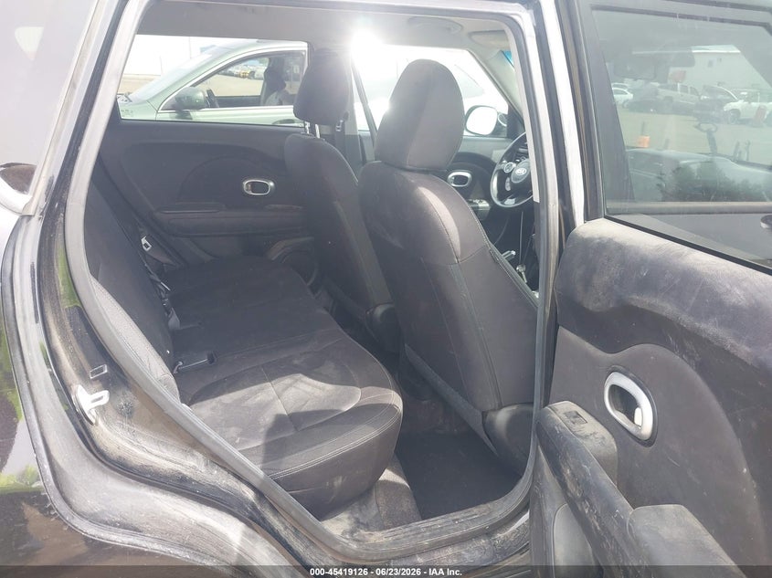 2016 Kia Soul VIN KNDJN2A2XG7252521 IAAI salvage auction — NORMAL WEAR, Clear (Washington), sold $475 on 2026-07-21 (photo 8)