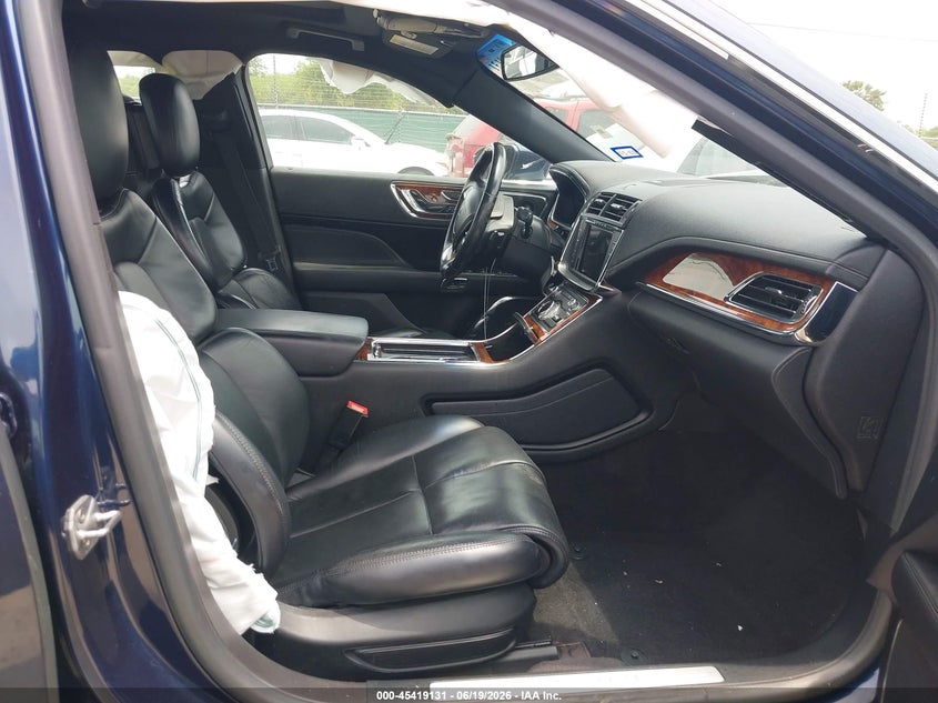 2017 Lincoln Continental VIN 1LN6L9NP8H5616793 IAAI salvage auction — FRONT END, Salvage (Texas), sold $1,200 on 2026-07-12 (photo 5)