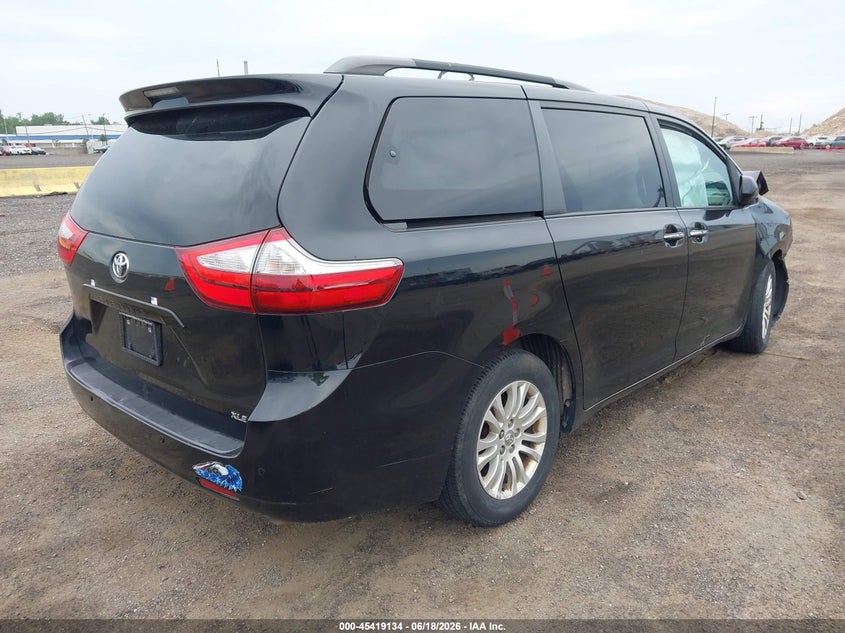2017 Toyota Sienna VIN 5TDYZ3DC4HS839480 IAAI salvage auction — NORMAL WEAR, Clear (New York), sold $3,500 on 2026-07-21 (photo 4)