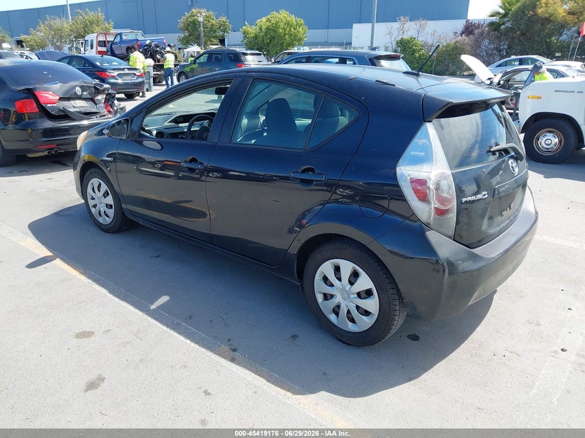 2013 Toyota Prius c VIN JTDKDTB34D1050390 IAAI salvage auction — NORMAL WEAR, Clear - Dealer Only (California), sold $1,125 on 2026-07-13 (photo 3)