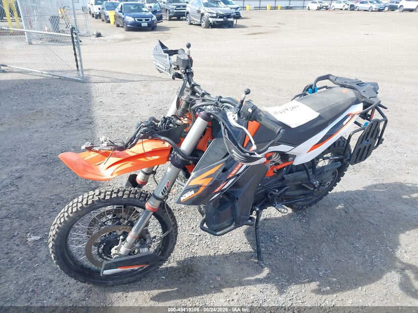 2021 Ktm 890 adventure VIN VBKTR6409MM810191 IAAI salvage auction — FRONT END, Bill Of Sale (Washington), sold $2,150 on 2026-07-15 (photo 2)
