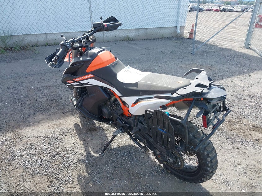 2021 Ktm 890 adventure VIN VBKTR6409MM810191 IAAI salvage auction — FRONT END, Bill Of Sale (Washington), sold $2,150 on 2026-07-15 (photo 3)
