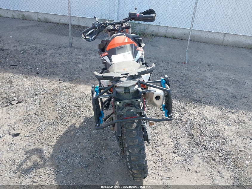 2021 Ktm 890 adventure VIN VBKTR6409MM810191 IAAI salvage auction — FRONT END, Bill Of Sale (Washington), sold $2,150 on 2026-07-15 (photo 6)