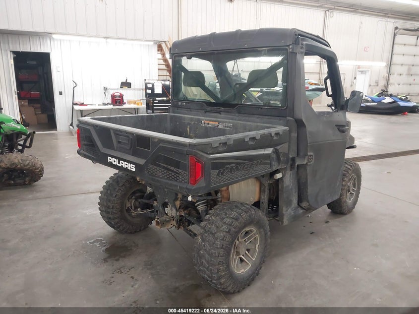 2018 Polaris Ranger VIN 4XARTE872J8234227 IAAI salvage auction — ROLLOVER, Wait Title, sold $825 on 2026-08-20 (photo 4)