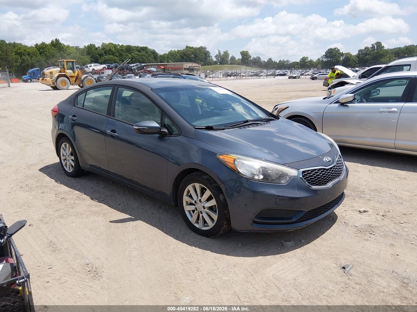 2016 Kia Forte VIN KNAFX4A63G5507968 IAAI salvage auction — NORMAL WEAR, Clear (Florida), sold $1,225 on 2026-07-08 (photo 1)
