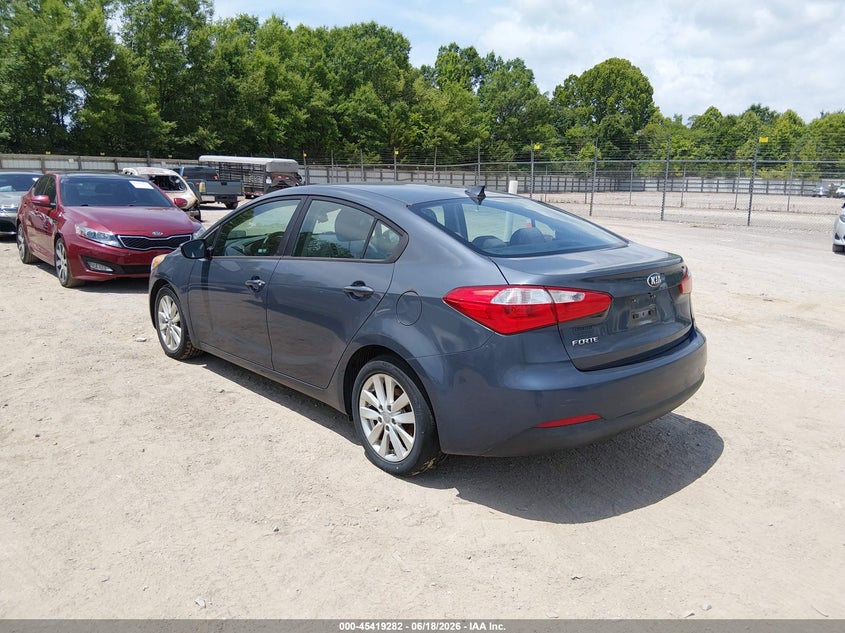 2016 Kia Forte VIN KNAFX4A63G5507968 IAAI salvage auction — NORMAL WEAR, Clear (Florida), sold $1,225 on 2026-07-08 (photo 3)