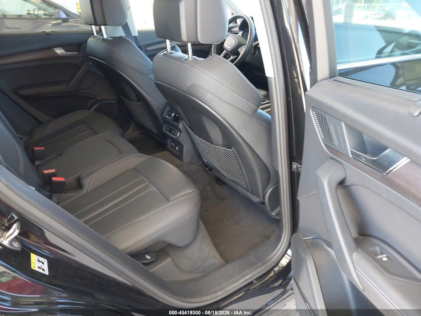 2021 Audi Q5 VIN WA1BAAFY6M2118339 IAAI salvage auction — REAR END, Salvage Title, sold $14,500 on 2026-07-22 (photo 8)