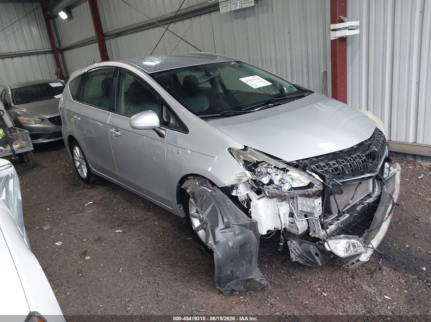 2013 Toyota Prius v VIN JTDZN3EU3D3213602 IAAI salvage auction — FRONT END, Clear (Virginia), sold $3,000 on 2026-07-09 (photo 1)