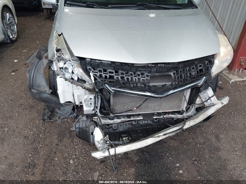 2013 Toyota Prius v VIN JTDZN3EU3D3213602 IAAI salvage auction — FRONT END, Clear (Virginia), sold $3,000 on 2026-07-09 (photo 6)
