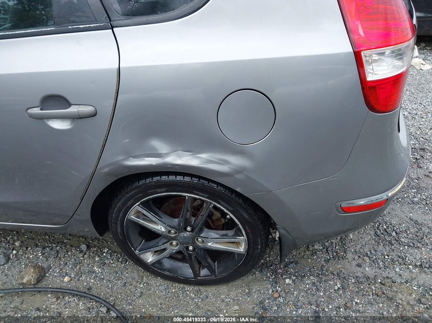 2011 Hyundai Elantra VIN KMHDC8AEXBU121403 IAAI salvage auction — NORMAL WEAR, Repossession Paperwork (Georgia), sold $300 on 2026-07-14 (photo 6)