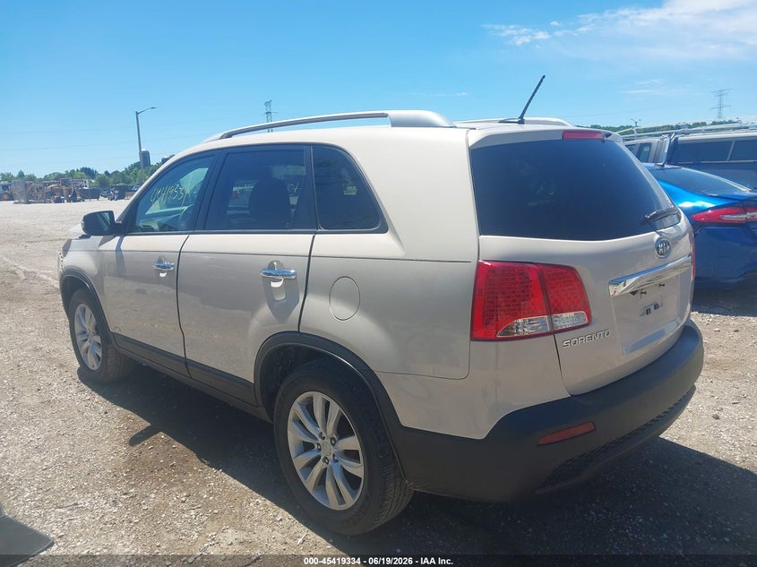2011 Kia Sorento VIN 5XYKTDA29BG100568 IAAI salvage auction — FRONT END, Junk Bill Of Sale Mv2459 (Wisconsin), sold $1,150 on 2026-07-21 (photo 3)
