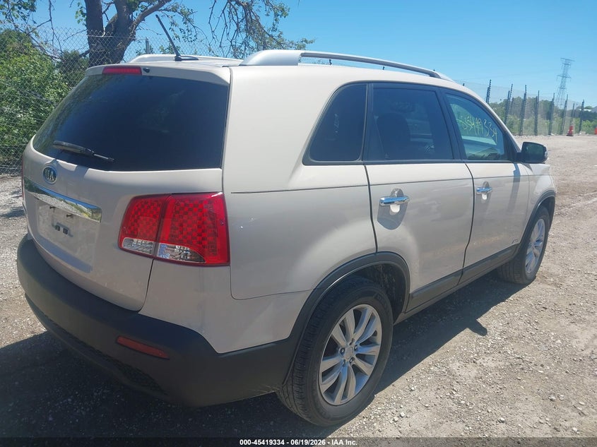 2011 Kia Sorento VIN 5XYKTDA29BG100568 IAAI salvage auction — FRONT END, Junk Bill Of Sale Mv2459 (Wisconsin), sold $1,150 on 2026-07-21 (photo 4)