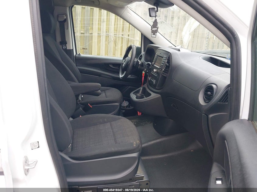 2020 Mercedes-benz Metris VIN W1YV0BEY1L3754250 IAAI salvage auction — FRONT & REAR, Salvage Title, sold $3,800 on 2026-07-27 (photo 5)