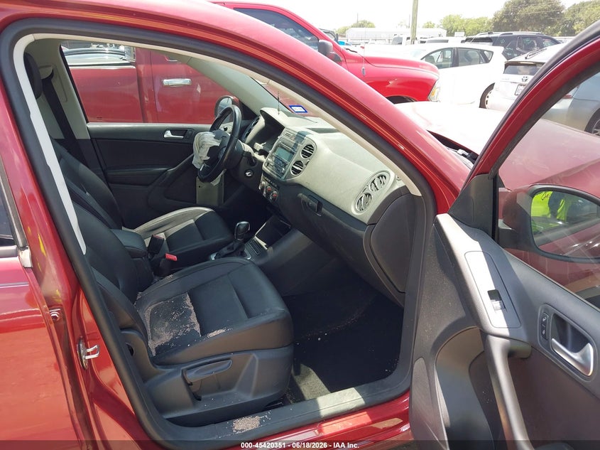 2014 Volkswagen Tiguan VIN WVGAV3AX9EW108569 IAAI salvage auction — FRONT & REAR, Salvage (Texas), sold $675 on 2026-07-14 (photo 5)