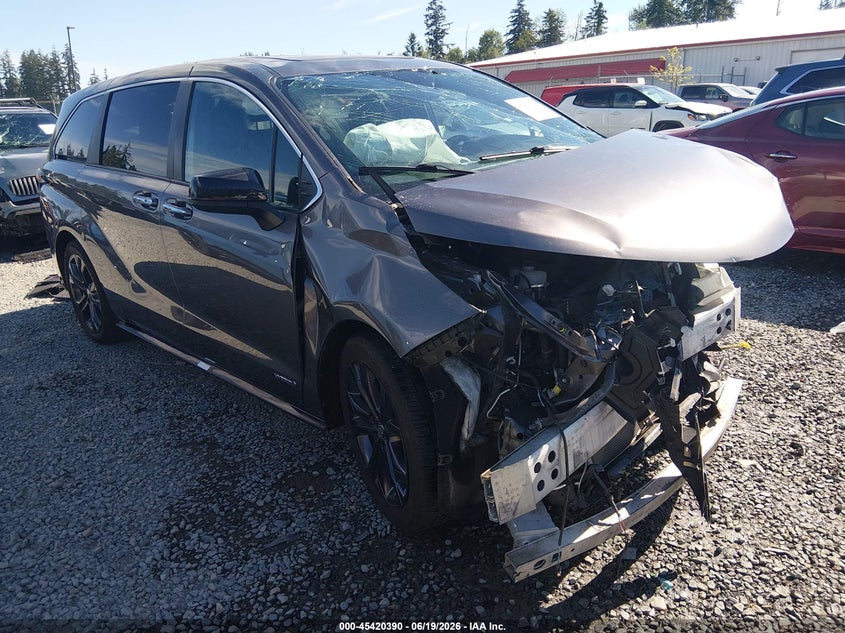 2021 Toyota Sienna VIN 5TDXRKEC9MS020527 IAAI salvage auction — FRONT END, Bill Of Sale (Washington), sold $5,100 on 2026-07-29 (photo 1)