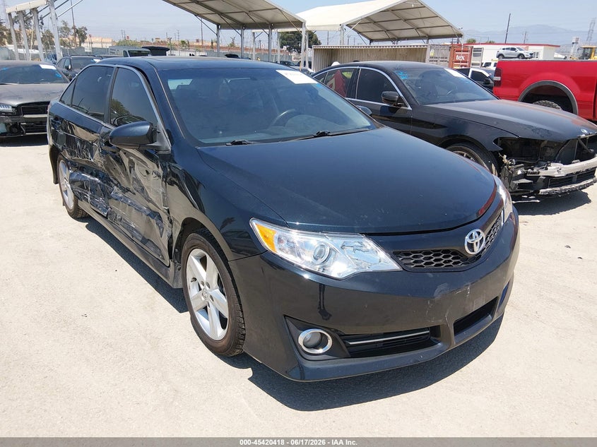 2013 Toyota Camry VIN 4T1BF1FK5DU237504 IAAI salvage auction — SIDE, Salvage Title, sold $1,700 on 2026-08-01 (photo 1)