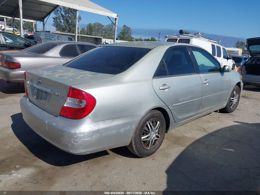 2003 Toyota Camry VIN JTDBE32K330226502 IAAI salvage auction — UNKNOWN, Salvage Title - Dealer (California), sold $600 on 2026-07-22 (photo 4)