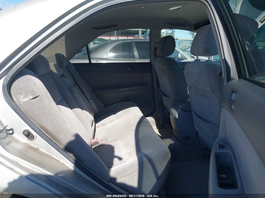 2003 Toyota Camry VIN JTDBE32K330226502 IAAI salvage auction — UNKNOWN, Salvage Title - Dealer (California), sold $600 on 2026-07-22 (photo 8)