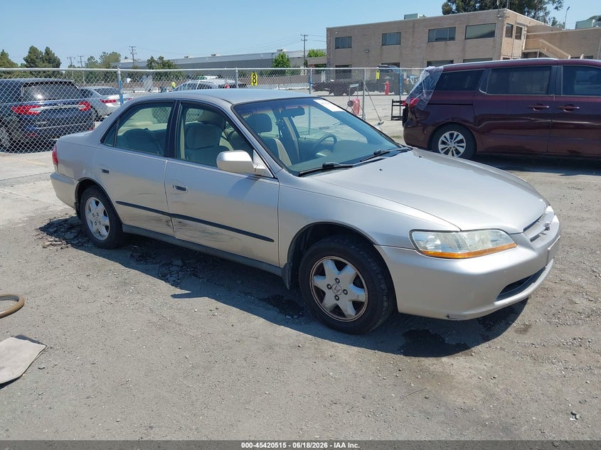 1999 Honda Accord VIN JHMCG6654XC008916 IAAI salvage auction — SIDE, Salvage (California), sold $25 on 2026-07-29 (photo 1)