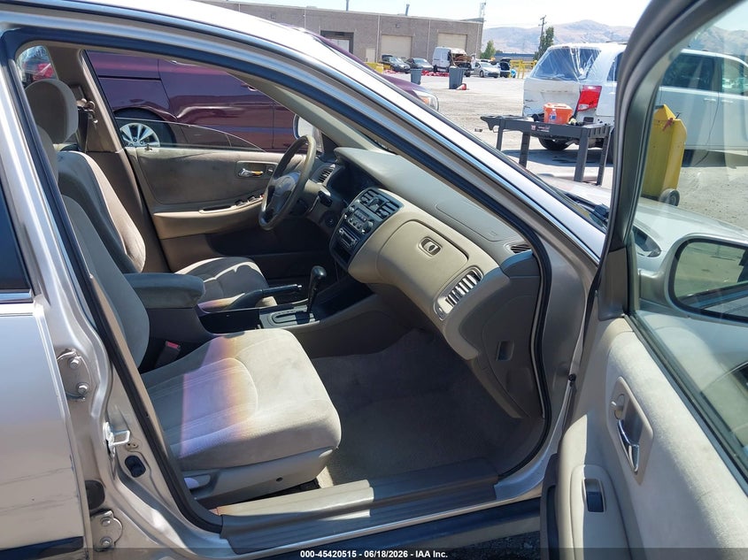 1999 Honda Accord VIN JHMCG6654XC008916 IAAI salvage auction — SIDE, Salvage (California), sold $25 on 2026-07-29 (photo 5)
