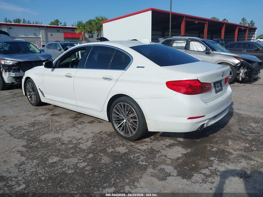 2018 BMW VIN WBAJB1C50JB085663 IAAI salvage auction — FRONT & REAR, Rebuildable (Florida), sold $4,800 on 2026-07-29 (photo 3)