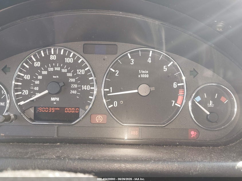 2001 BMW Z3 VIN WBACN53411LL46422 IAAI salvage auction — RIGHT SIDE, Salvage (Tennessee), sold $600 on 2026-07-22 (photo 7)