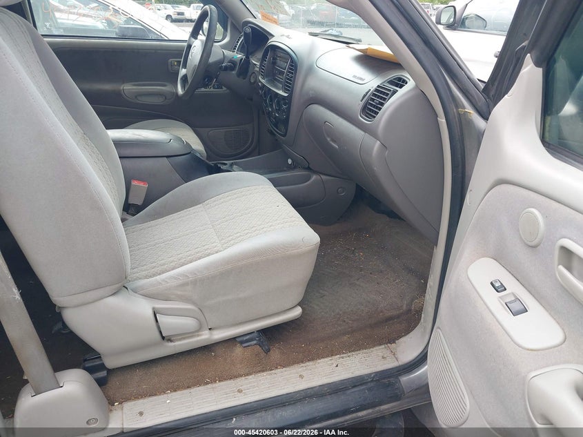 2003 Toyota Tundra VIN 5TBBT44133S385753 IAAI salvage auction — SIDE, Salvage (Ohio), sold $425 on 2026-07-28 (photo 5)
