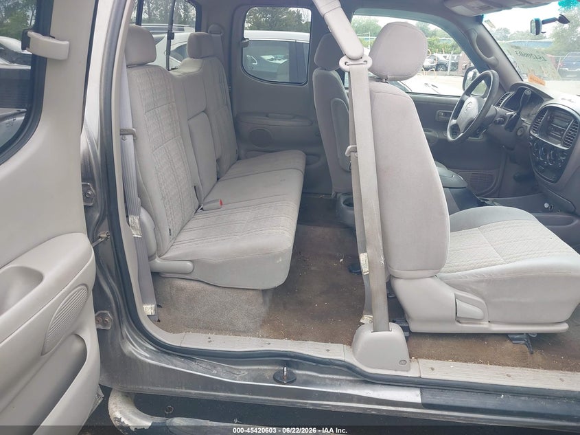 2003 Toyota Tundra VIN 5TBBT44133S385753 IAAI salvage auction — SIDE, Salvage (Ohio), sold $425 on 2026-07-28 (photo 8)