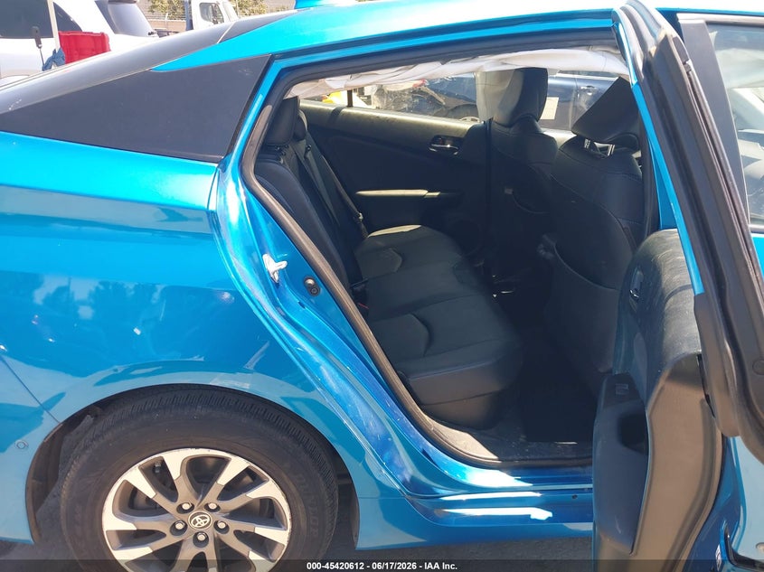 2021 Toyota Prius VIN JTDKAMFU6M3130179 IAAI salvage auction — NORMAL WEAR, Salvage (Texas), sold $4,000 on 2026-07-29 (photo 8)