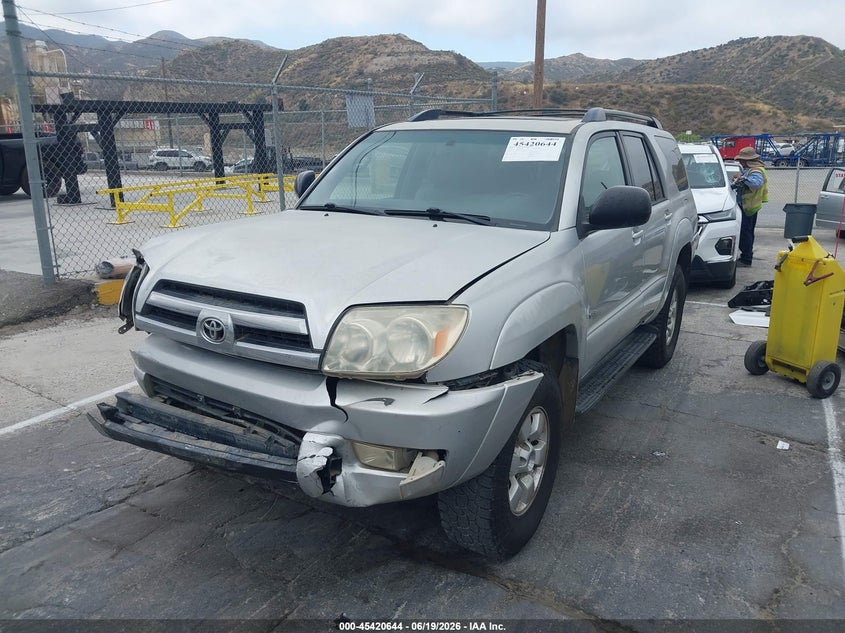 2005 Toyota 4runner VIN JTEZU14R258039963 IAAI salvage auction — RIGHT FRONT, Salvage (California), sold $2,300 on 2026-07-15 (photo 2)