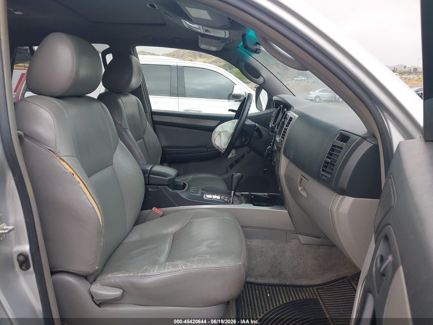 2005 Toyota 4runner VIN JTEZU14R258039963 IAAI salvage auction — RIGHT FRONT, Salvage (California), sold $2,300 on 2026-07-15 (photo 5)