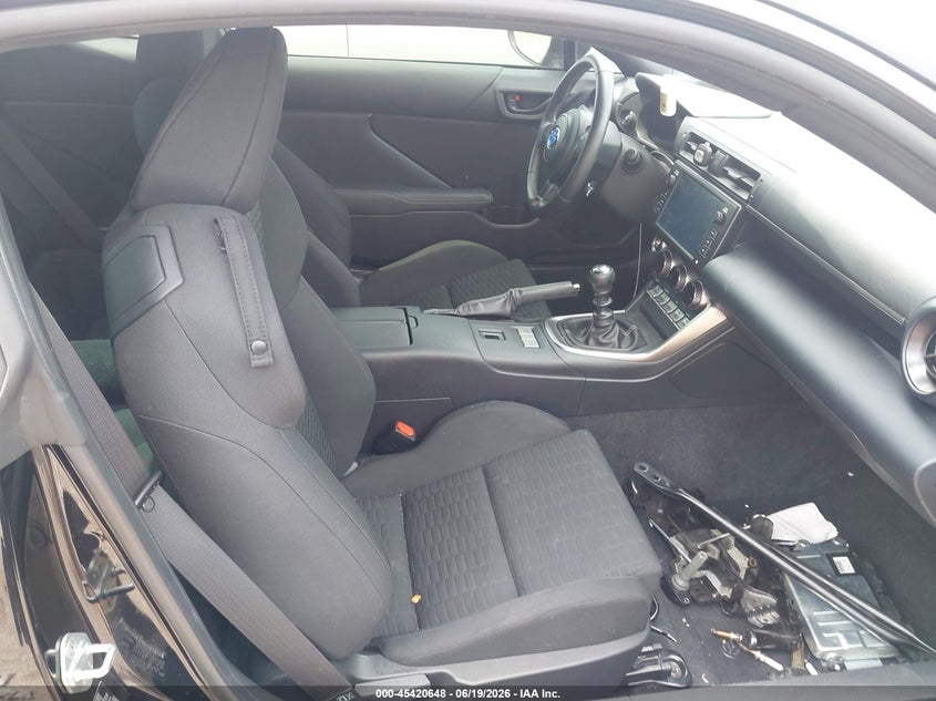 2023 Toyota Gr 86 VIN JF1ZNBB13P9765614 IAAI salvage auction — UNKNOWN, Salvage Title, sold $12,800 on 2026-08-05 (photo 5)