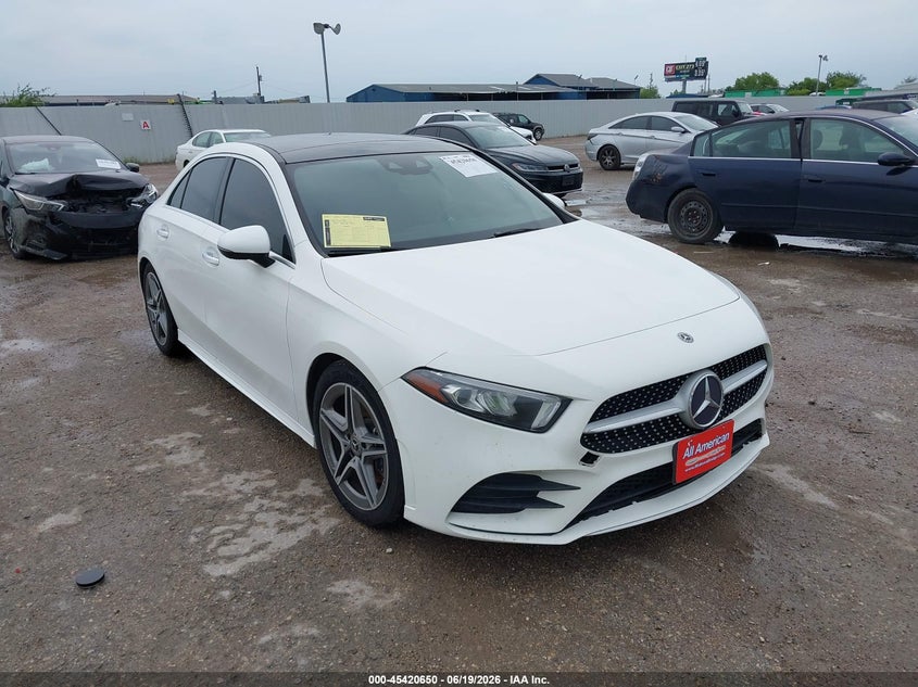 2019 Mercedes-benz A-klasse VIN WDD3G4EB5KW017831 — IAAI salvage auction photo