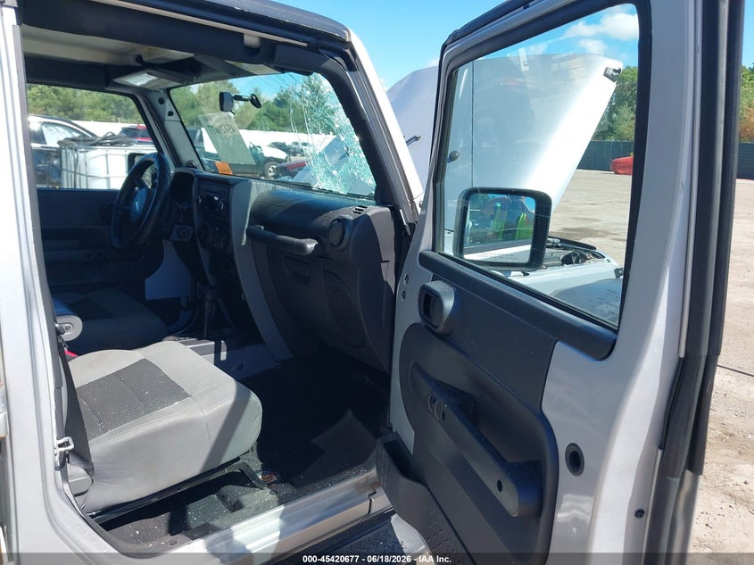 2008 Jeep Wrangler / VIN 1J4GA39138L527169 IAAI salvage auction — FRONT END, Salvage (Indiana), sold $3,050 on 2026-07-11 (photo 5)