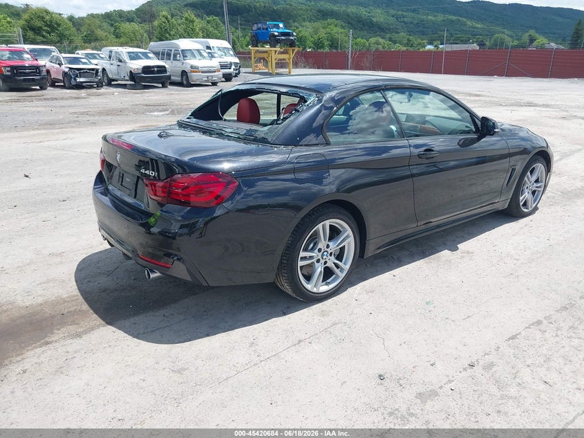 2020 BMW 4er VIN WBA4Z7C02L5S10387 IAAI salvage auction — REAR END, Salvage (Pennsylvania), sold $16,925 on 2026-07-15 (photo 4)