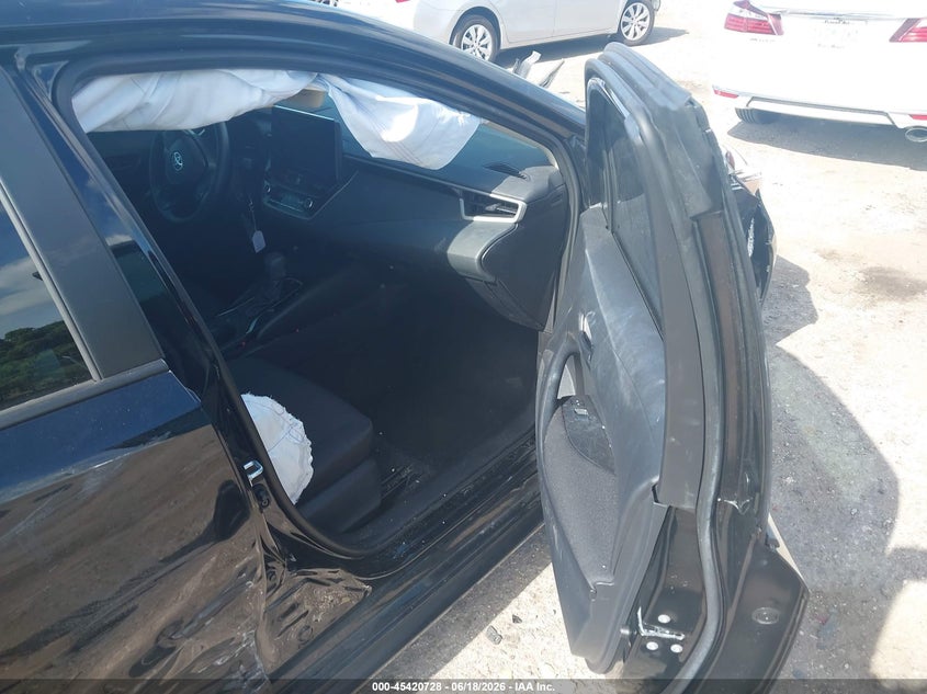 2026 Toyota Corolla VIN 5YFB4MDEXTP361899 IAAI salvage auction — RIGHT SIDE, Salvage Title, sold $5,450 on 2026-07-23 (photo 5)