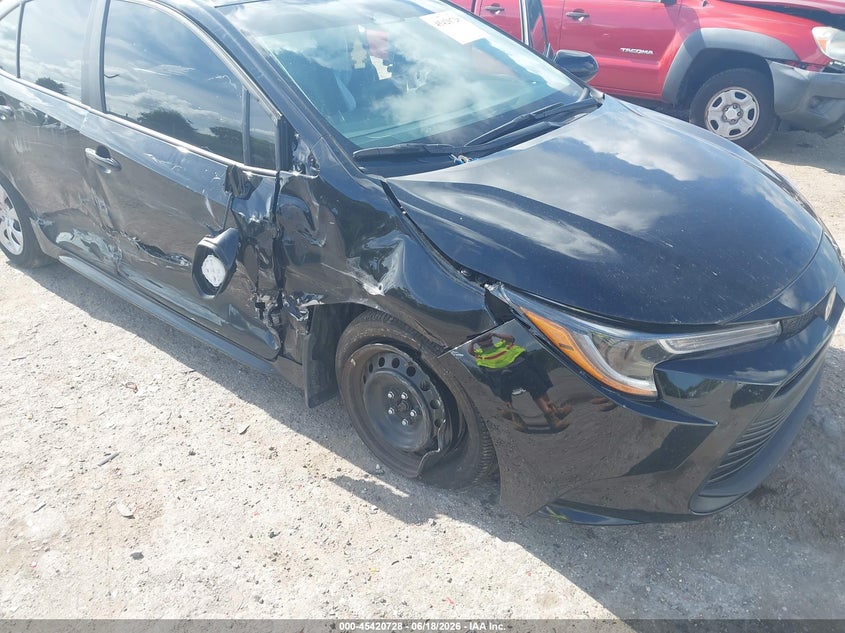 2026 Toyota Corolla VIN 5YFB4MDEXTP361899 IAAI salvage auction — RIGHT SIDE, Salvage Title, sold $5,450 on 2026-07-23 (photo 6)