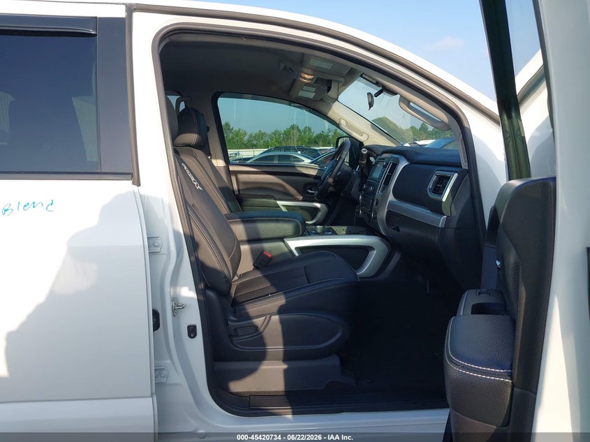 2018 Nissan TITAN VIN 1N6AA1E5XJN531624 IAAI salvage auction — RIGHT FRONT, Original (Texas), sold $8,150 on 2026-09-03 (photo 5)