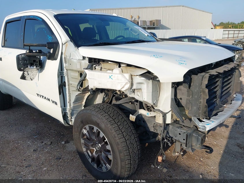 2018 Nissan TITAN VIN 1N6AA1E5XJN531624 IAAI salvage auction — RIGHT FRONT, Original (Texas), sold $8,150 on 2026-09-03 (photo 6)