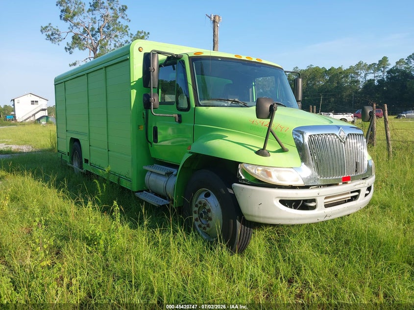 2008 International 4000 series VIN 1HTMMAAL48H576775 IAAI salvage auction — FRONT END, Clear (Florida), sold $25 on 2026-07-30 (photo 1)