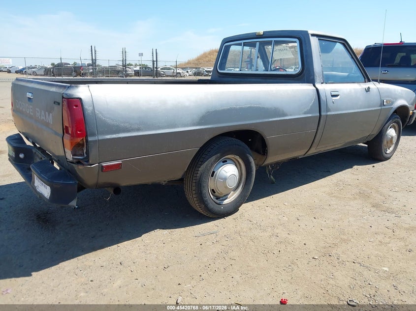 1986 Dodge D50 VIN JB7FP24D4GP107441 IAAI salvage auction — NORMAL WEAR, Clear - Dealer Only (California), sold $550 on 2026-07-08 (photo 4)
