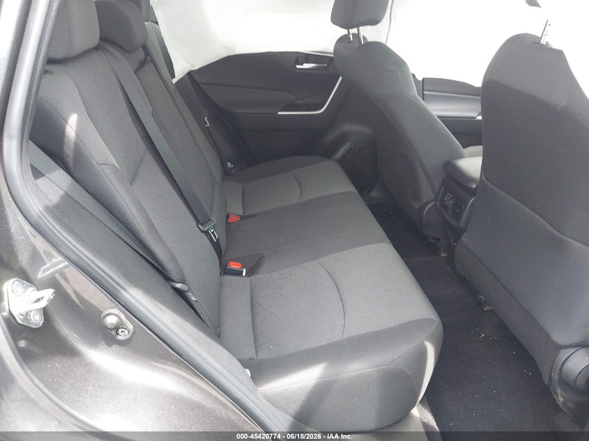 2022 Toyota Rav 4 VIN 2T3P1RFVXNC295194 IAAI salvage auction — FRONT END, Salvage Title, sold $7,000 on 2026-07-31 (photo 8)