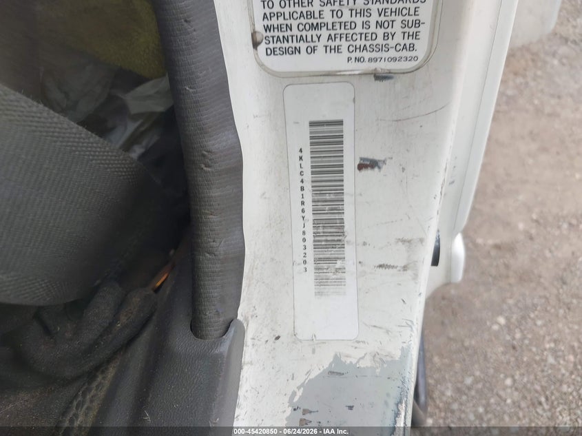 2000 Isuzu Npr VIN 4KLC4B1R6YJ803203 IAAI salvage auction — REAR END, Salvage (Arizona), sold $1,150 on 2026-07-08 (photo 8)