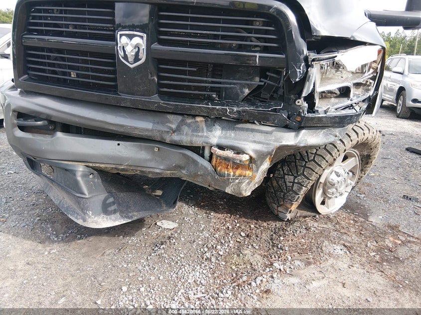 2012 Ram 2500 VIN 3C6UD5DLXCG208871 IAAI salvage auction — FRONT END, Salvage Title, sold $3,000 on 2026-08-20 (photo 6)