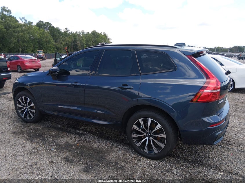 2025 Volvo Xc60 VIN YV4M12RJ5S1075728 IAAI salvage auction — SIDE, Clear (South Carolina), sold $16,900 on 2026-07-22 (photo 3)