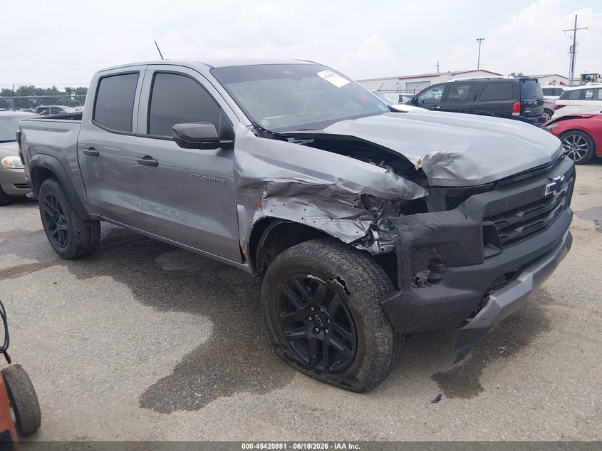2025 Chevrolet Colorado VIN 1GCPTEEK4S1240761 IAAI salvage auction — FRONT END, Salvage Title, sold $9,600 on 2026-07-29 (photo 1)