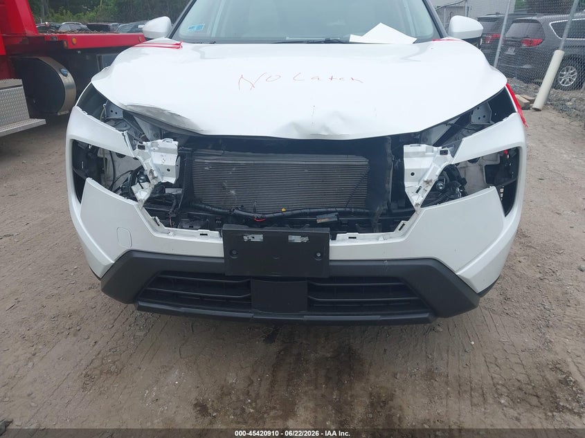 2025 Nissan Rogue VIN JN8BT3BA7SW001769 IAAI salvage auction — FRONT END, Salvage (Rhode Island), sold $6,700 on 2026-07-28 (photo 6)