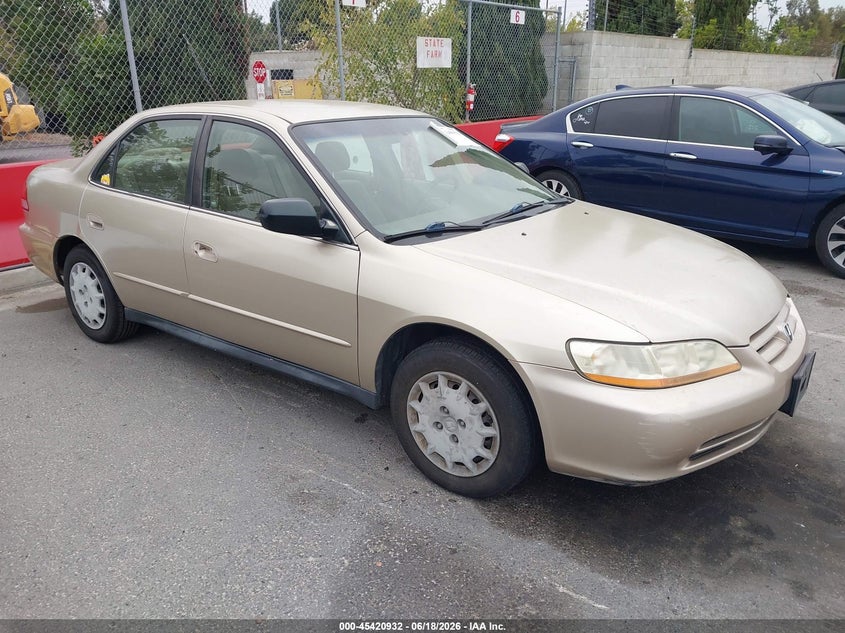 2001 Honda Accord VIN JHMCG66571C006181 IAAI salvage auction — SIDE, Salvage (California), sold $475 on 2026-07-09 (photo 1)