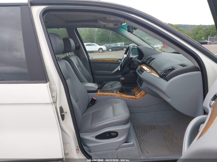 2003 BMW X5 VIN 5UXFA53583LH80846 IAAI salvage auction — NORMAL WEAR, Clear (New Jersey), sold $425 on 2026-07-16 (photo 5)
