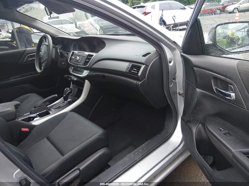 2014 Honda Accord VIN 1HGCR2F36EA129928 IAAI salvage auction — RIGHT FRONT, Mv-907A (New York), sold $1,950 on 2026-07-23 (photo 5)